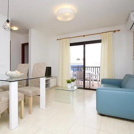1 Bedroom Apartamento